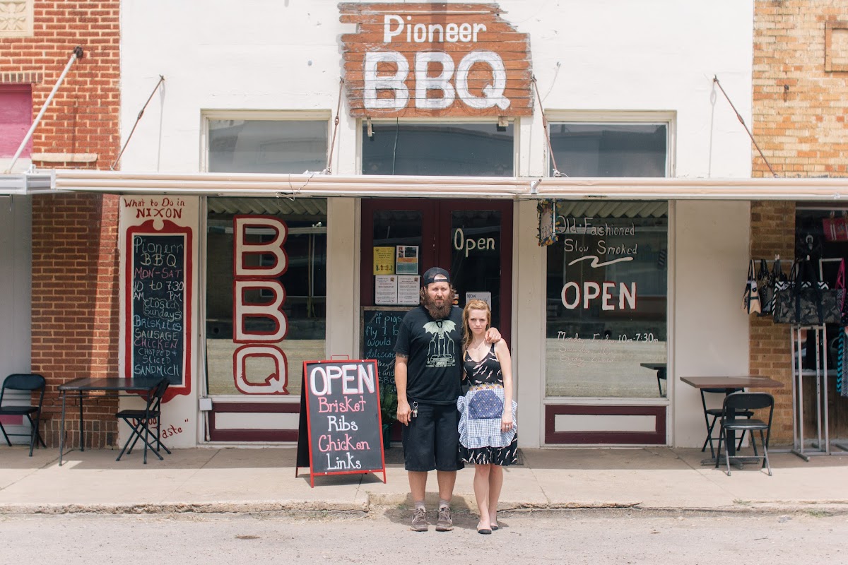 Pioneer Bbq